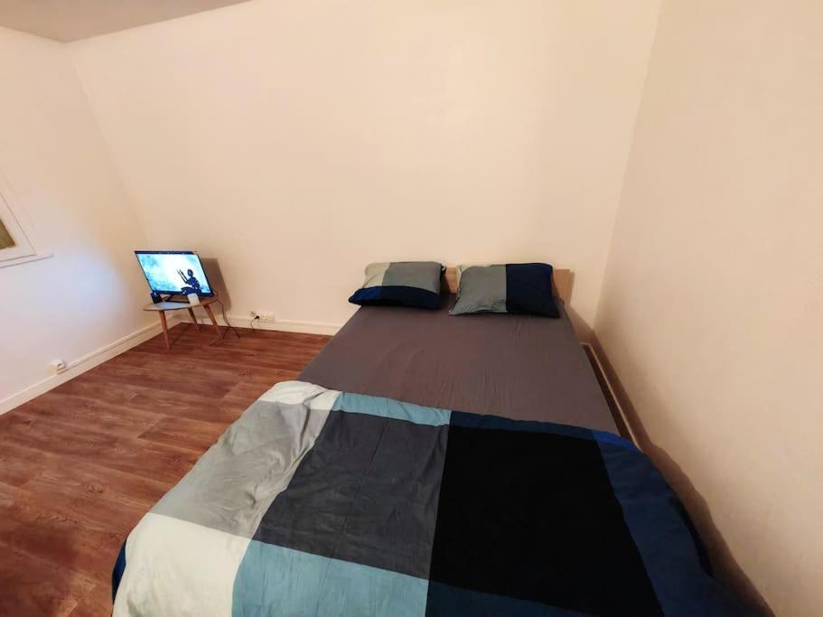 F1 Equipe Avec Ascenseur, Parking Et Pres Des Transports Apartment Argenteuil Bagian luar foto